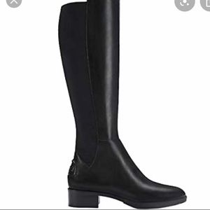 Stylish Tory Burch boots!